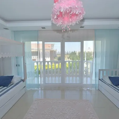 Private Luxury *